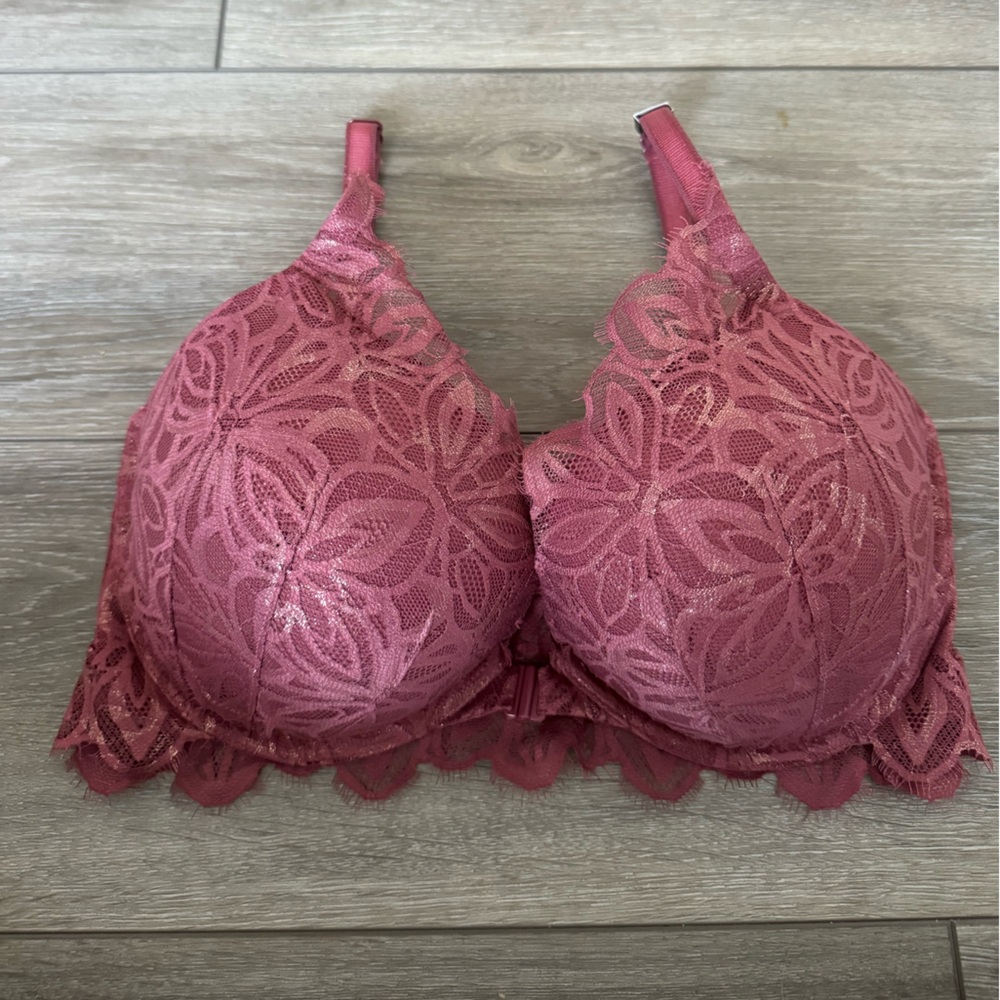 PINK VICTORIA SECRET BRAND NEW LACE FLORAL BRA SIZE 34 DD